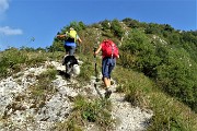 29 Croce di vetta in vista...sotto a chi tocca !
